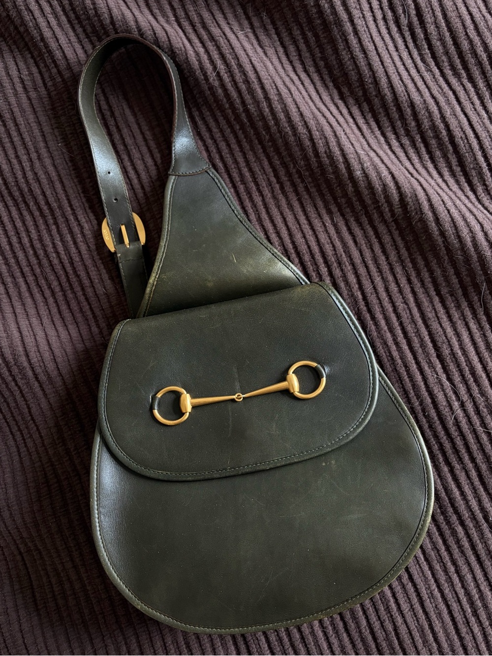 Gucci tom ford era horsebit leather sling bag